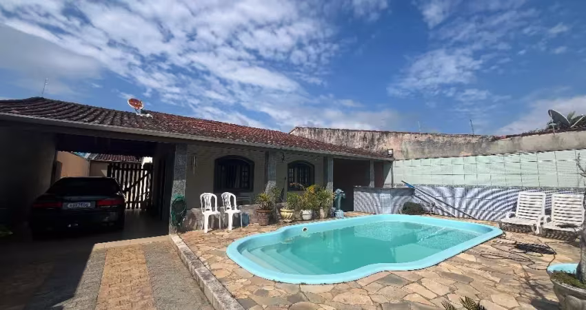 Uma casa linda e aconchegante pronta para morar e desfrutar bons momentos com a família e amigos!!