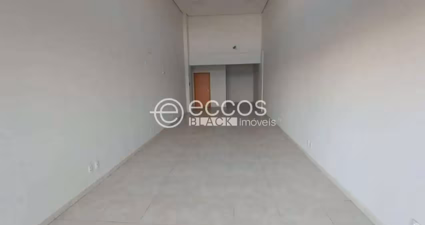 Ponto comercial para alugar na Avenida Rondon Pacheco, 698, Tabajaras, Uberlândia