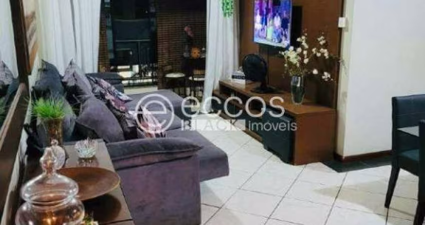 Apartamento à venda, 3 quartos, 1 suíte, 1 vaga, Patrimônio - Uberlândia/MG