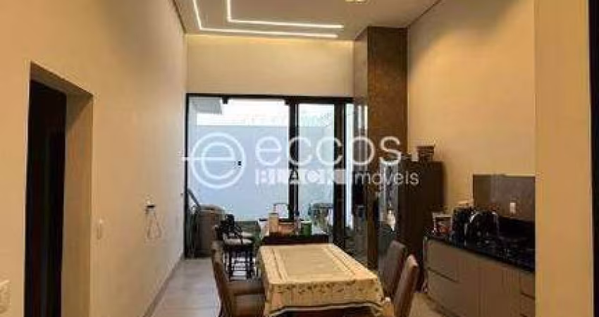 Casa à venda, 4 quartos, 1 suíte, 3 vagas, Verde Vida - Uberlândia/MG