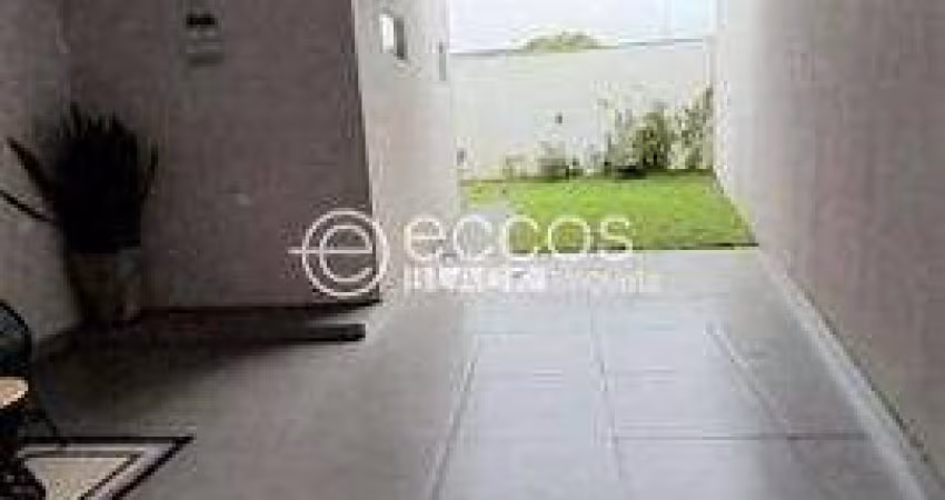 Casa à venda, 4 quartos, 2 suítes, 2 vagas, Jardim Europa - Uberlândia/MG