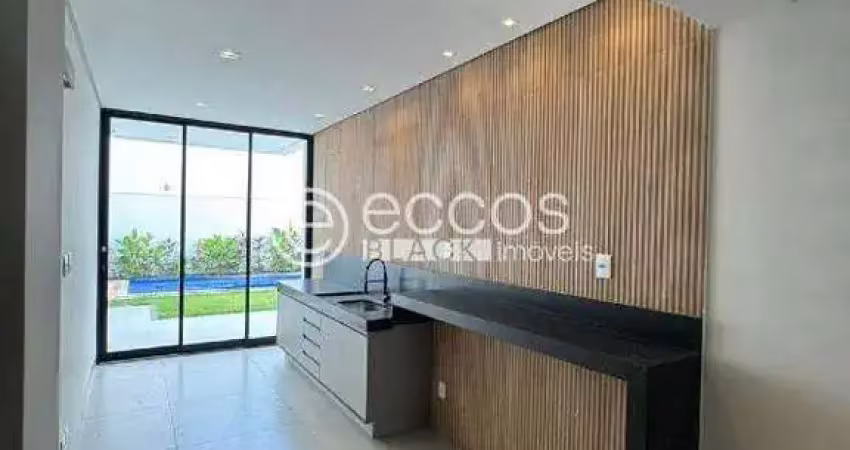 Casa à venda, 3 quartos, 3 suítes, 4 vagas, Cidade Jardim - Uberlândia/MG