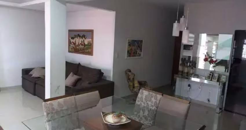 Casa à venda, 3 quartos, 3 suítes, 2 vagas, jardim europa - uberlândia/mg