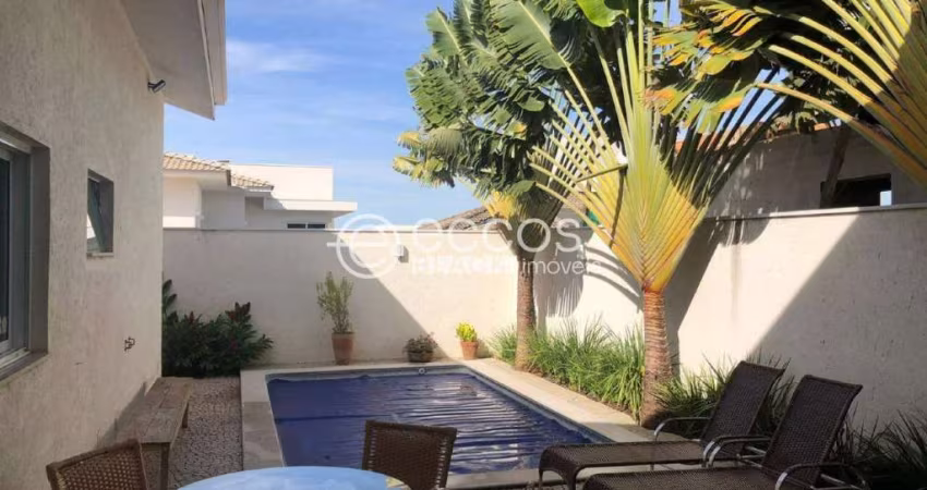 Casa em condomínio à venda, 3 quartos, 3 suítes, 4 vagas, Nova Uberlândia - Uberlândia/MG
