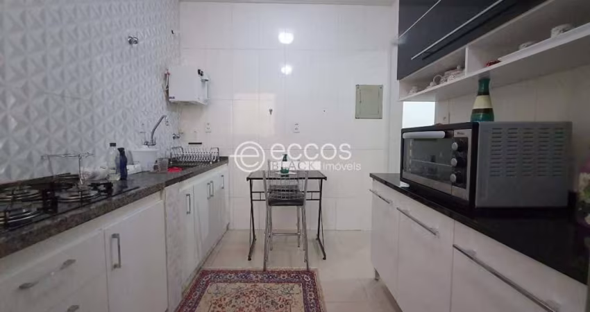 Apartamento à venda, 3 quartos, 1 suíte, 1 vaga, Saraiva - Uberlândia/MG