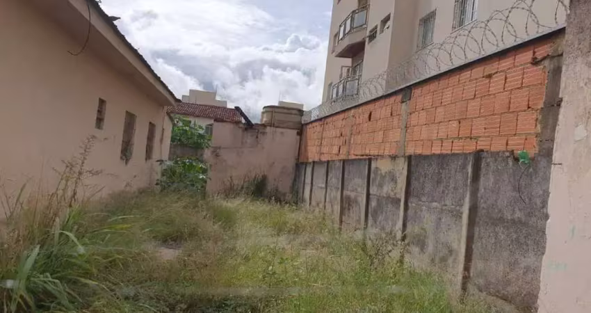Casa à venda, 3 quartos, 1 vaga, santa mônica - uberlândia/mg