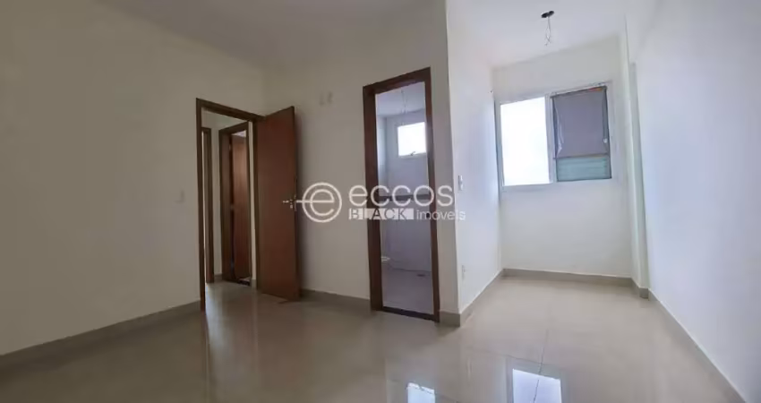 Apartamento à venda, 3 quartos, 1 suíte, 2 vagas, Santa Mônica - Uberlândia/MG