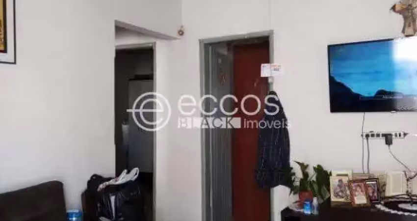 Casa com 2 quartos à venda na Rua Bahia, --, Brasil, Uberlândia
