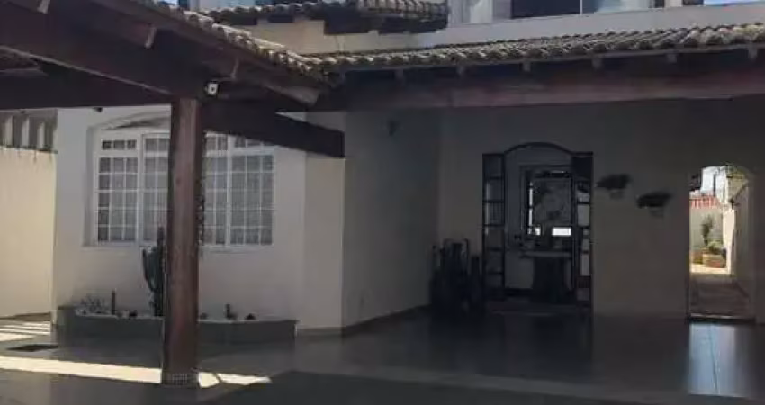 Casa à venda, 3 quartos, 3 suítes, 4 vagas, saraiva - uberlândia/mg