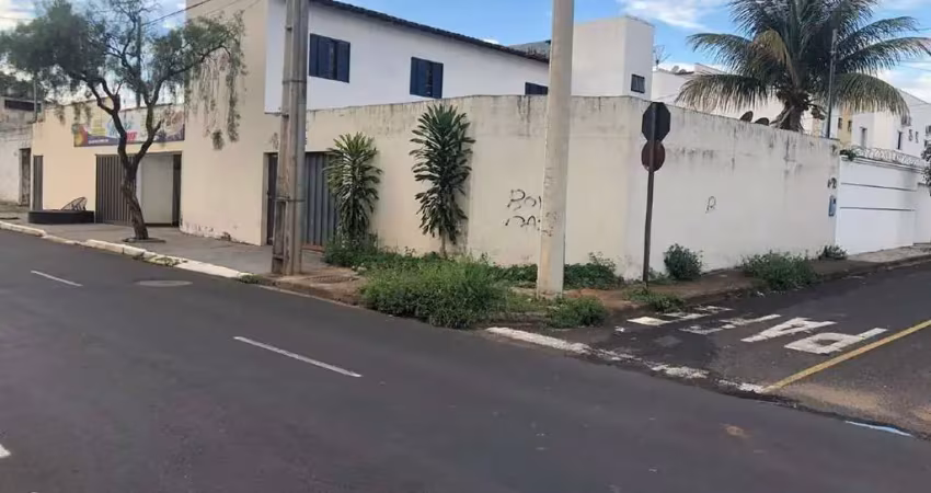 Terreno à venda na Rua Olegário Maciel, 2617, Vigilato Pereira, Uberlândia