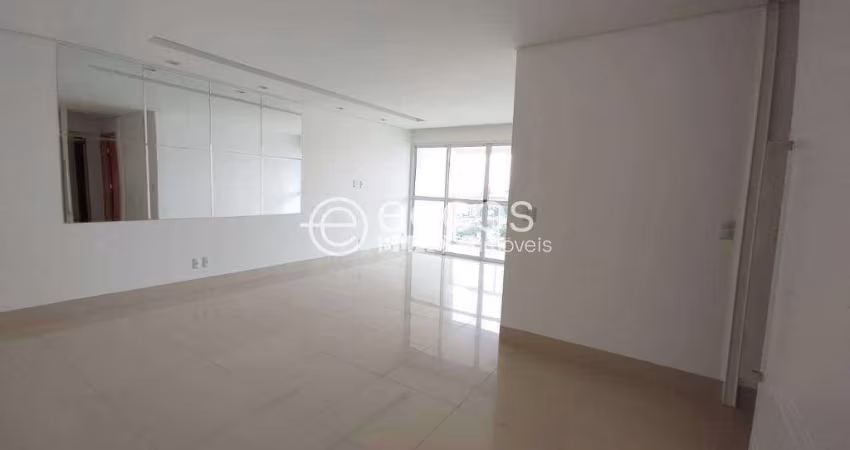 Apartamento à venda, 3 quartos, 2 suítes, 2 vagas, Martins - Uberlândia/MG
