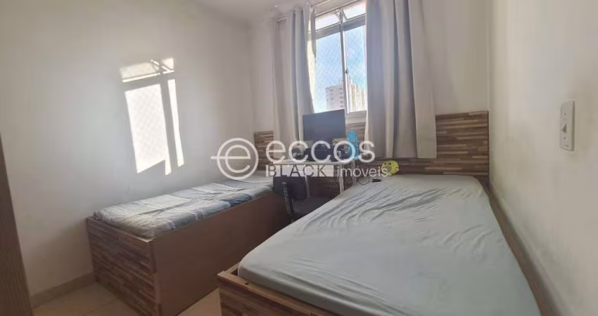 Cobertura à venda, 2 quartos, 1 vaga, Osvaldo Rezende - Uberlândia/MG