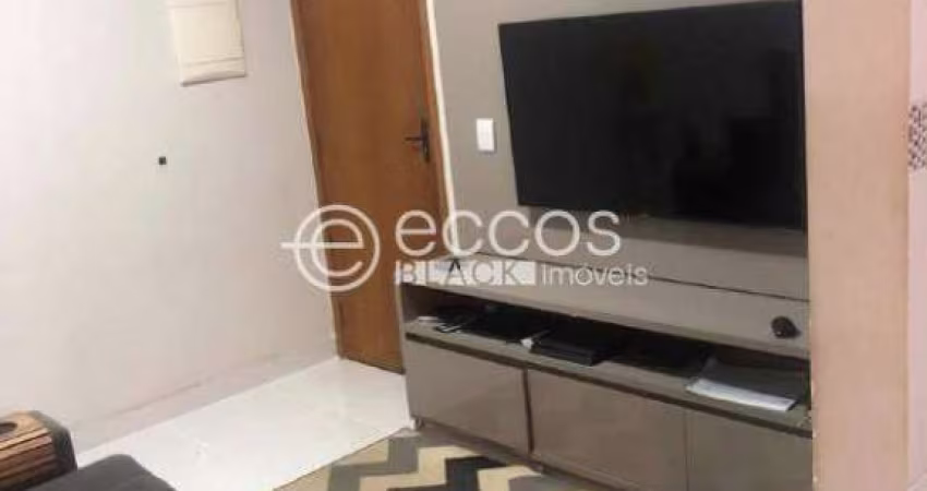 Apartamento à venda, 2 quartos, 1 suíte, 1 vaga, Jardim Patrícia - Uberlândia/MG