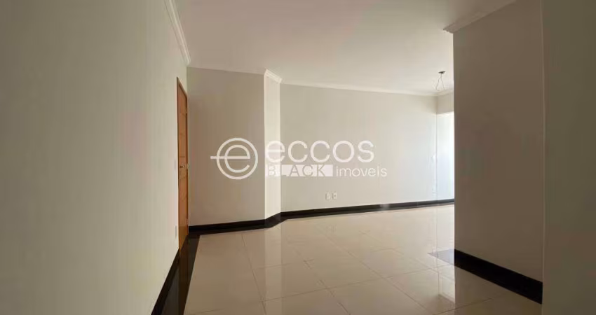 Apartamento à venda, 3 quartos, 1 suíte, 2 vagas, Tubalina - Uberlândia/MG
