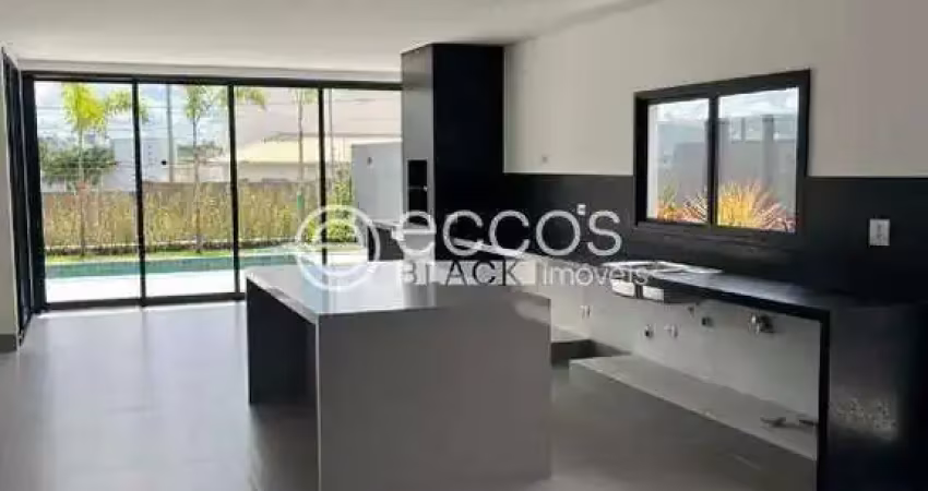 Casa em condomínio à venda, 4 quartos, 4 suítes, 2 vagas, gávea - uberlândia/mg