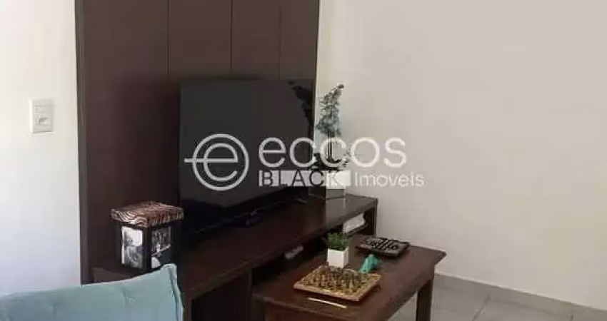 Casa em condomínio à venda, 3 quartos, 2 vagas, tubalina - uberlândia/mg