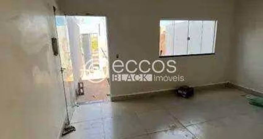 Casa à venda, 2 quartos, 1 suíte, 1 vaga, Laranjeiras - Uberlândia/MG