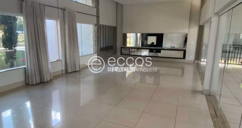Casa em condomínio à venda, 5 quartos, 2 suítes, 4 vagas, tocantins - uberlândia/mg