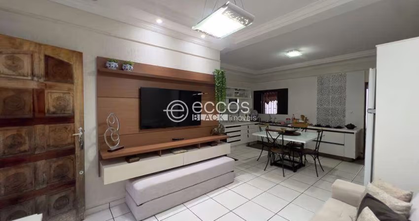 Casa à venda, 3 quartos, 3 vagas, Jardim Botânico - Uberlândia/MG