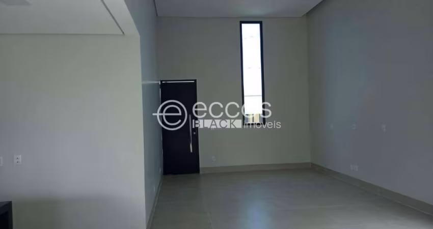 Casa à venda, 3 quartos, 1 suíte, 2 vagas, Praça Alto Umuarama - Uberlândia/MG