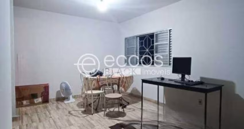 Apartamento à venda, 3 quartos, 1 suíte, 1 vaga, Saraiva - Uberlândia/MG
