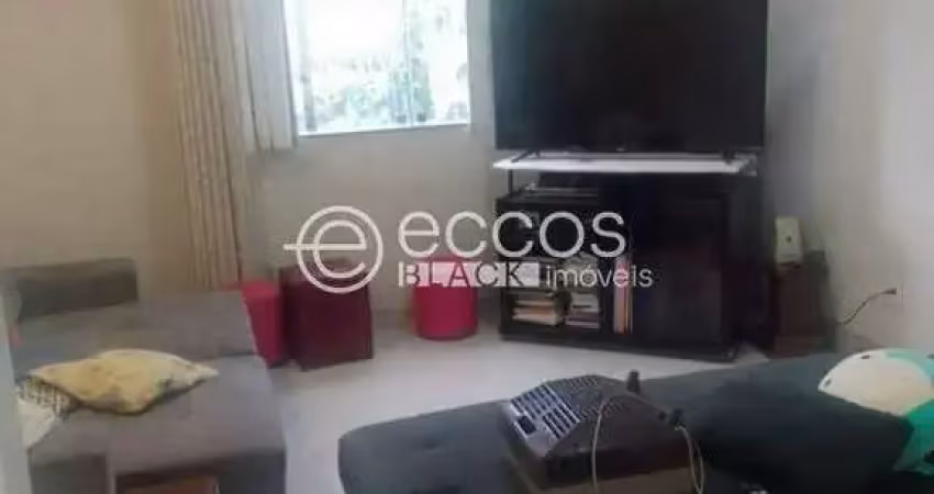 Casa à venda, 3 quartos, 1 suíte, 2 vagas, brasil - uberlândia/mg