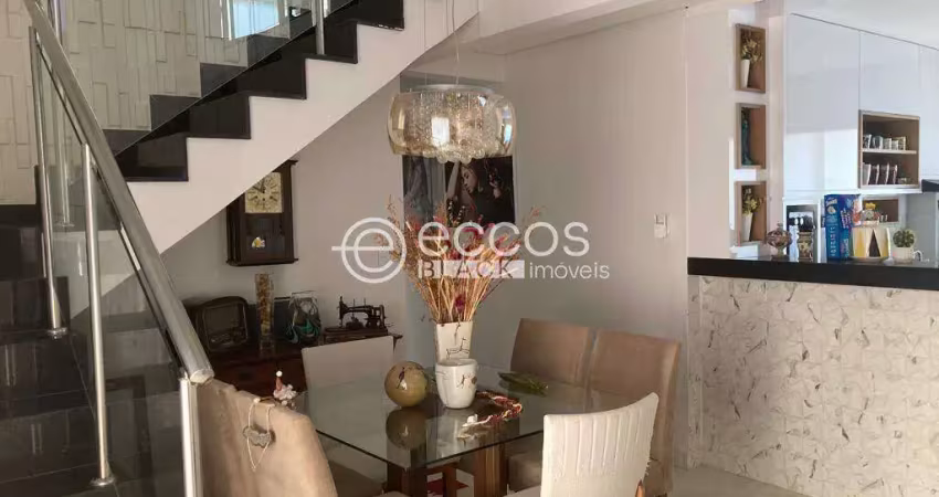 Cobertura à venda, 3 quartos, 1 suíte, 2 vagas, Patrimônio - Uberlândia/MG