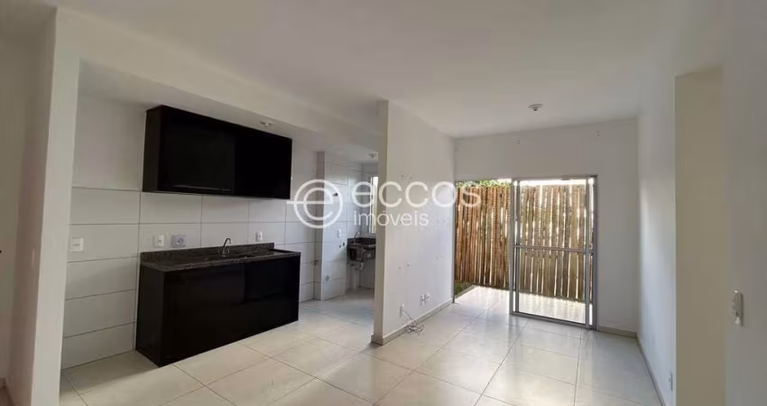 Apartamento à venda, 2 quartos, 1 suíte, 1 vaga, Jardim Holanda - Uberlândia/MG