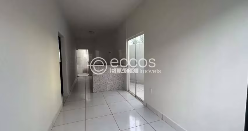 Casa à venda, 2 quartos, 1 vaga, brasil - uberlândia/mg