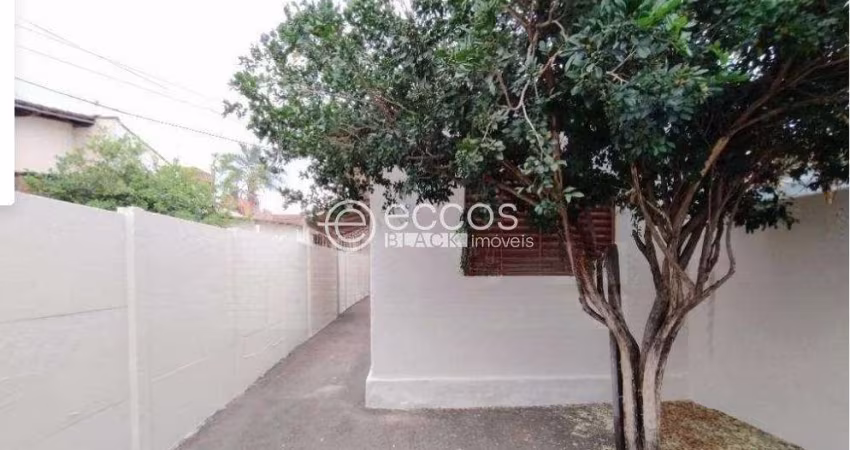 Casa à venda, 2 quartos, Osvaldo Rezende - Uberlândia/MG
