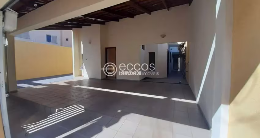 Casa para aluguel, 4 quartos, 1 suíte, 5 vagas, santa mônica - uberlândia/mg