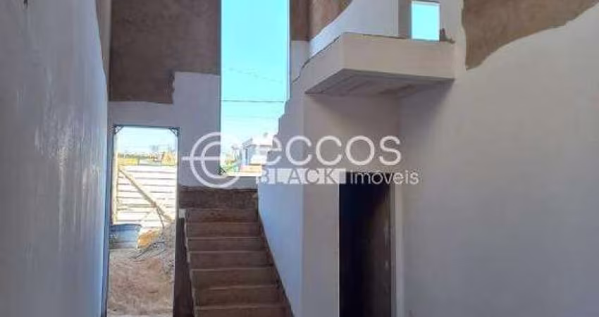 Casa em condomínio à venda, 4 quartos, 4 suítes, 4 vagas, Granja Marileusa - Uberlândia/MG