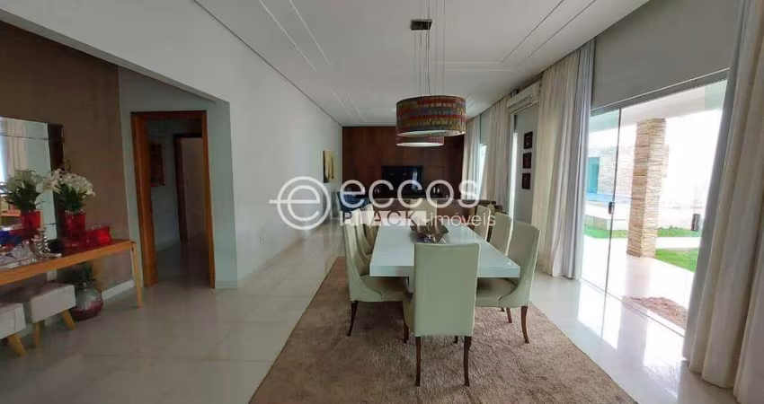 Casa à venda, 4 quartos, 4 suítes, 4 vagas, Jardim Karaíba - Uberlândia/MG