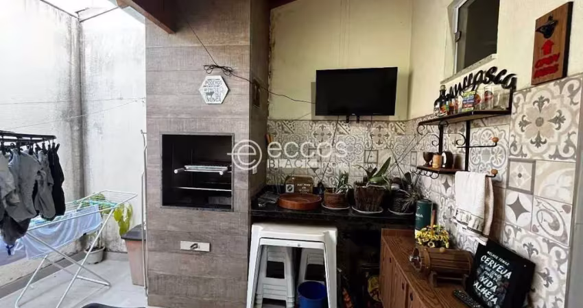 Casa à venda, 2 quartos, 1 suíte, jardim europa - uberlândia/mg