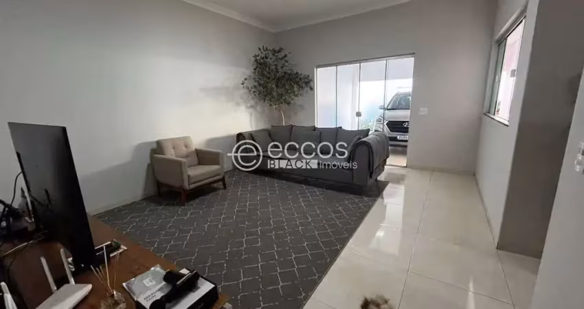 Casa à venda, 3 quartos, 1 suíte, 2 vagas, bosque dos buritis - uberlândia/mg