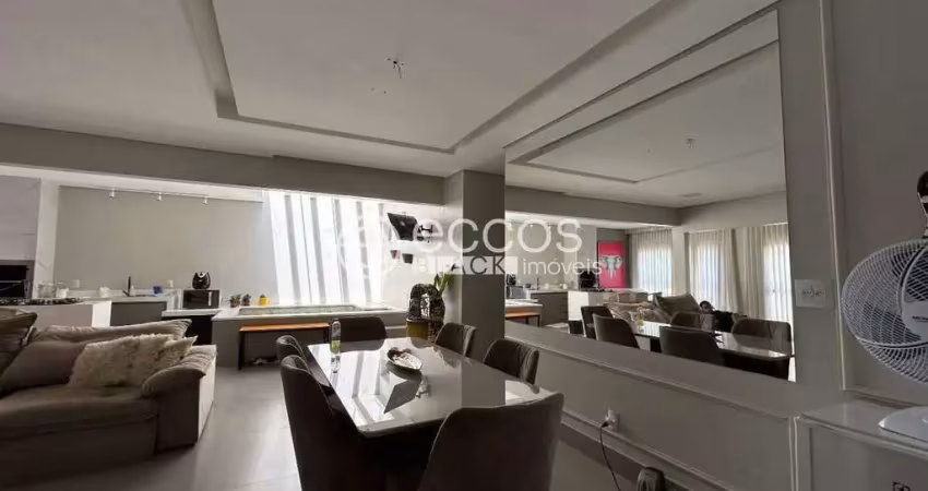 Casa em condomínio à venda, 3 quartos, 3 suítes, 2 vagas, laranjeiras - uberlândia/mg