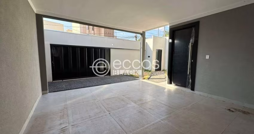 Casa à venda, 3 quartos, 1 suíte, 2 vagas, Granada - Uberlândia/MG