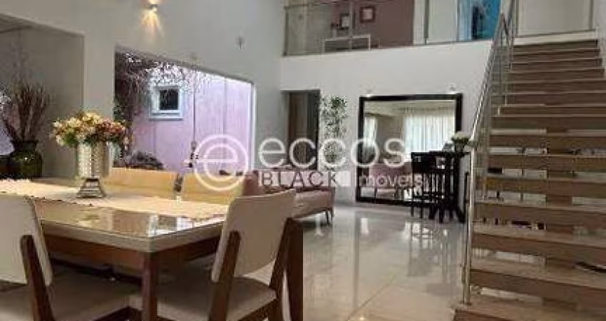 Casa à venda, 3 quartos, 3 suítes, 6 vagas, Cidade Jardim - Uberlândia/MG
