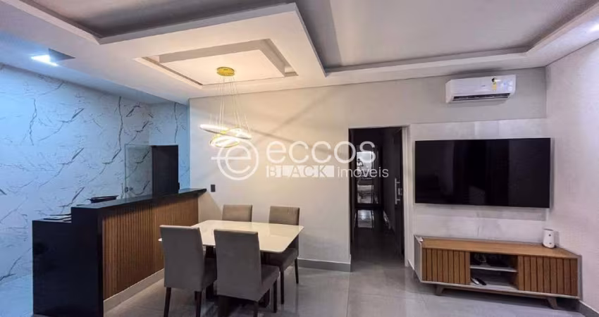 Casa à venda, 3 quartos, 1 suíte, 4 vagas, São Jorge - Uberlândia/MG