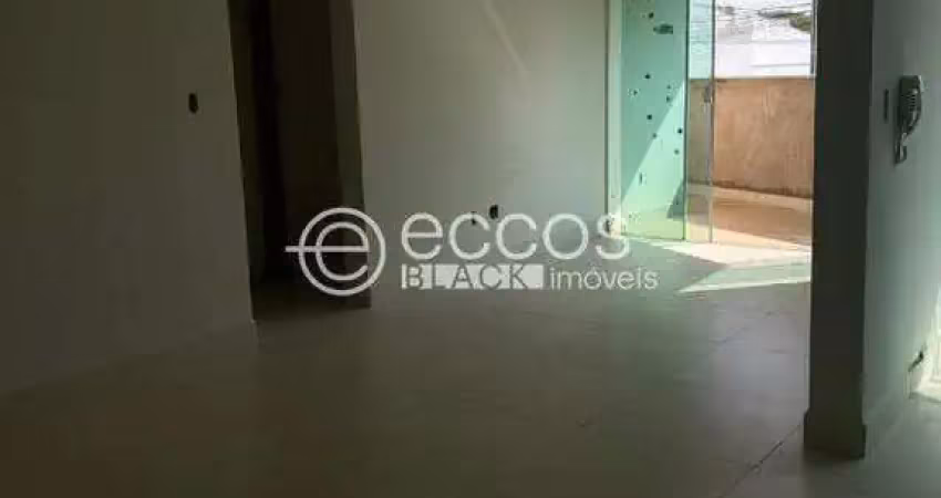 Apartamento à venda, 2 quartos, 1 suíte, 1 vaga, Granada - Uberlândia/MG