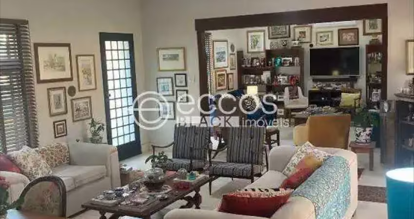 Casa à venda, 3 quartos, 1 suíte, 4 vagas, morada da colina - uberlândia/mg