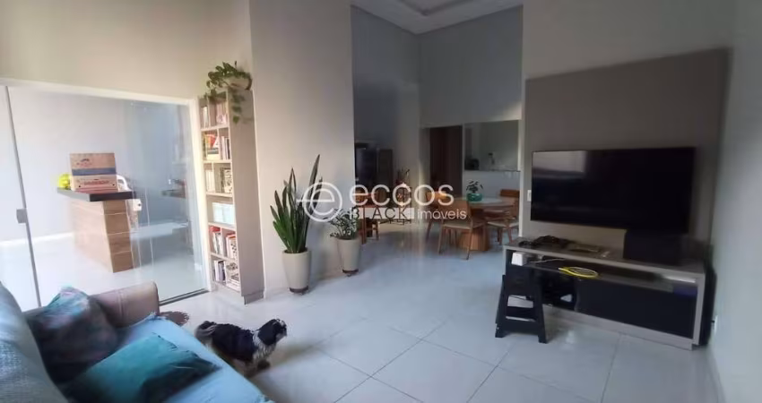 Casa à venda, 4 quartos, 1 suíte, 2 vagas, Jardim Europa - Uberlândia/MG
