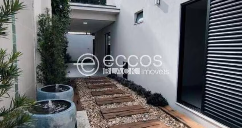 Casa à venda, 4 quartos, 2 suítes, 3 vagas, Santa Mônica - Uberlândia/MG