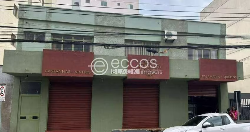 Prédio à venda, 3 quartos, 1 suíte, Saraiva - Uberlândia/MG