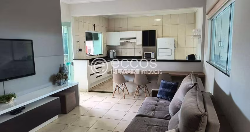 Casa à venda, 3 quartos, 1 suíte, 3 vagas, Granada - Uberlândia/MG