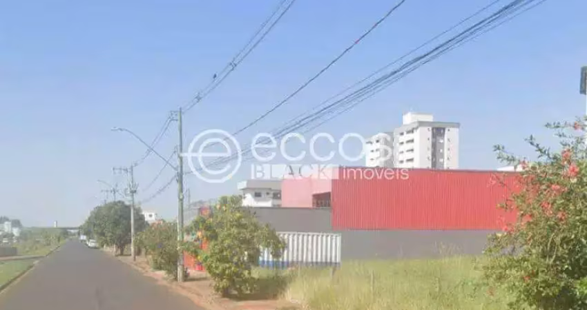 Terreno à venda na Avenida Ubirajara Zacharias, 79, Novo Mundo, Uberlândia