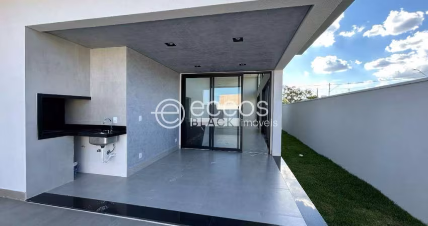 Casa em condomínio à venda, 3 quartos, 3 suítes, 2 vagas, Laranjeiras - Uberlândia/MG