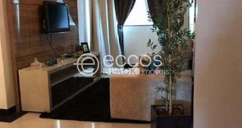Apartamento à venda, 3 quartos, 1 suíte, 2 vagas, Tubalina - Uberlândia/MG