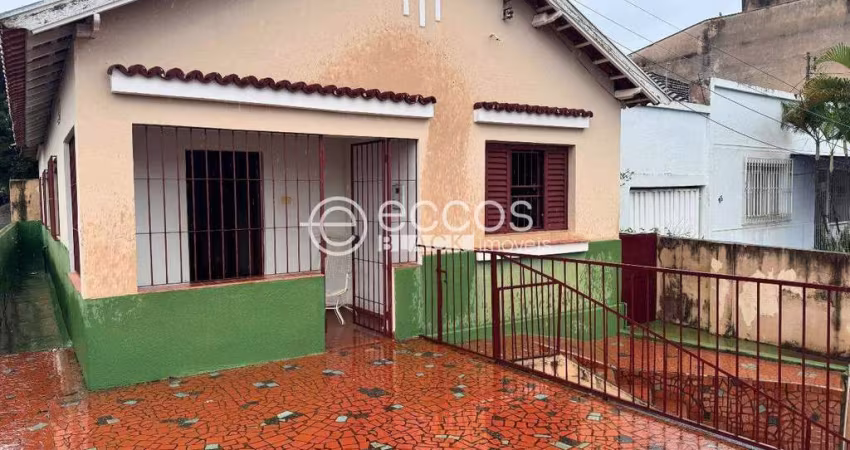 Casa à venda, 3 quartos, 1 vaga, Mercês - UBERABA/MG