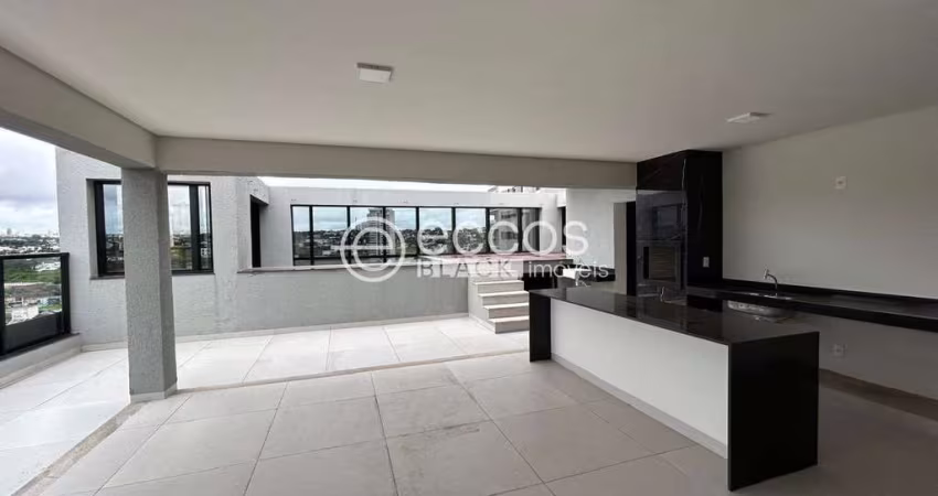 Cobertura à venda, 4 quartos, 4 suítes, 3 vagas, Morada da Colina - Uberlândia/MG